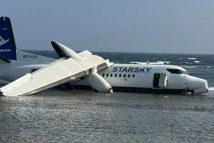 Pesawat Tergelincir Mogadishu